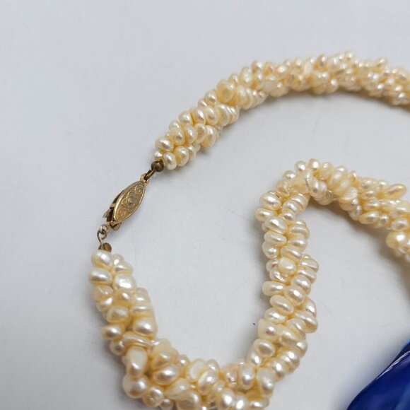 Blue White Pearl Shell Necklace With Leaf Design Pendant Gold-Tone Accents 20" - Picture 4 of 5